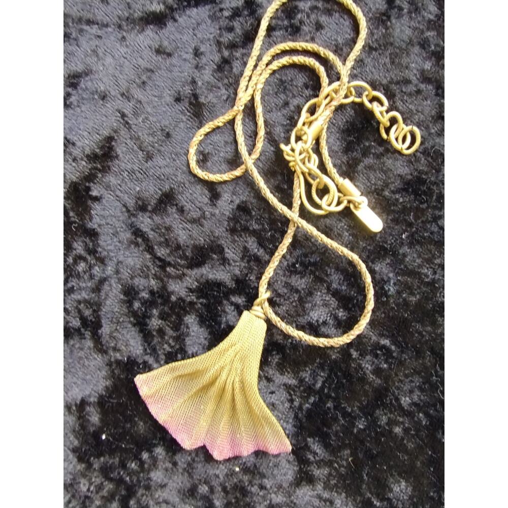 Sarah Cavender Metal Works Brass Mesh Ginko Leaf Pendant & Rope Chain Necklace